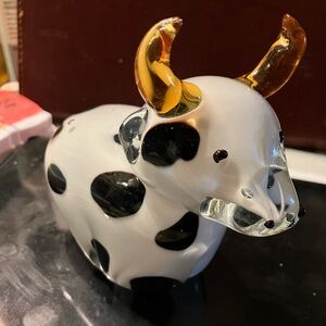 Amazing Cow/ Bull Paperweight